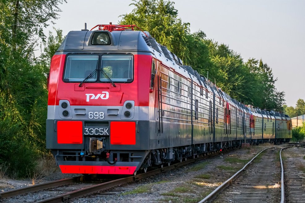 Локомотив Железнодорожный пассажирский