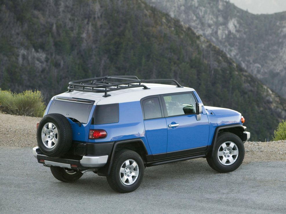 Toyota FJ Cruiser 4.0 at,