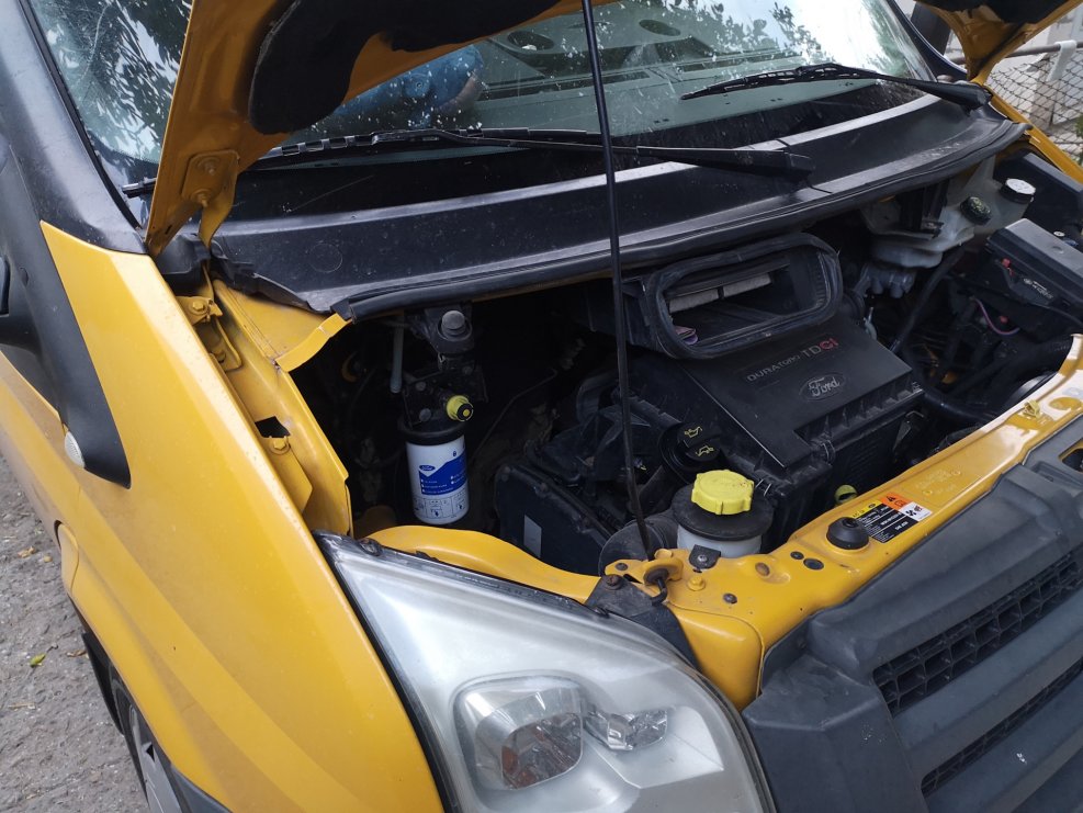 Концевик капота Ford Transit