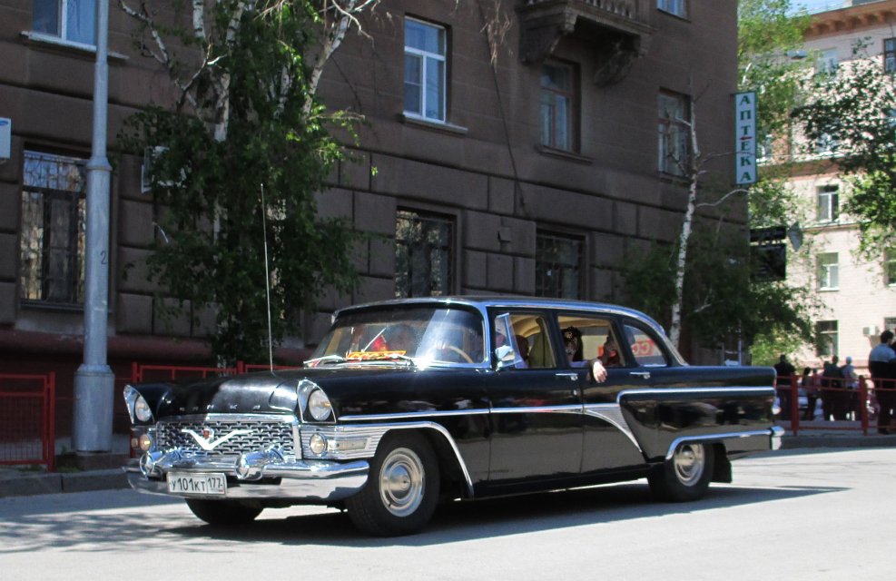 ЗИЛ Чайка 13
