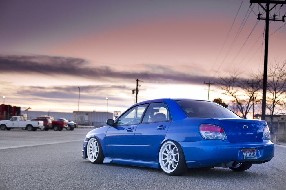 Subaru WRX синий