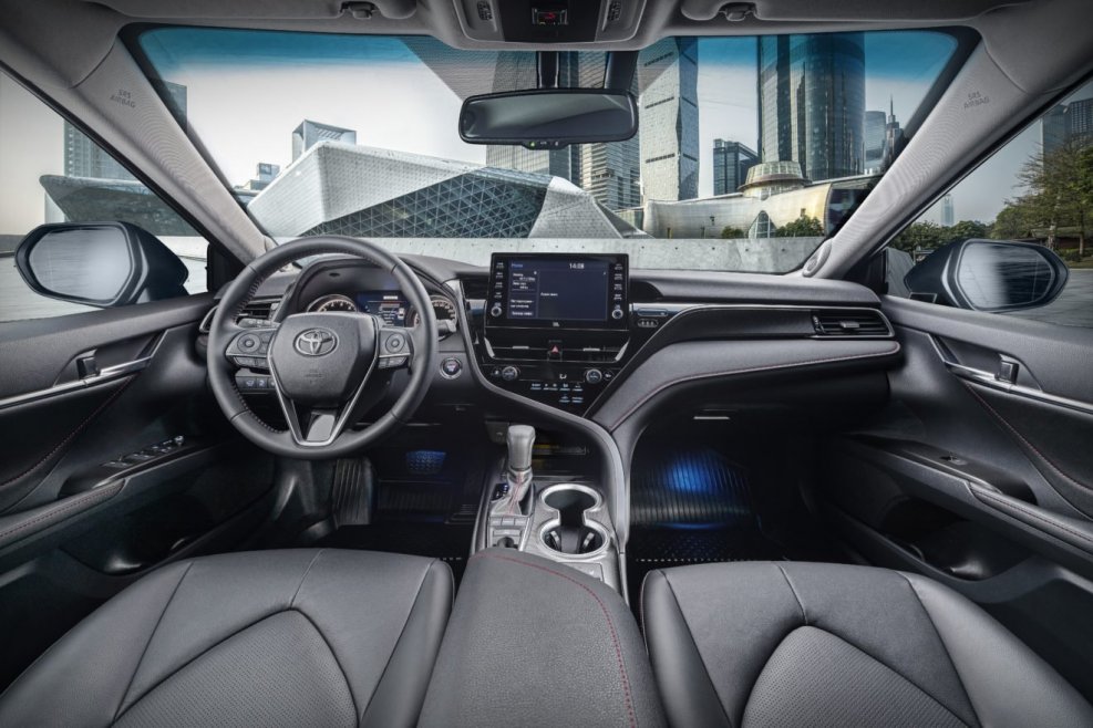 Toyota Camry 2020 салон