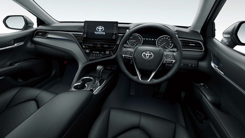 Toyota Camry 2021