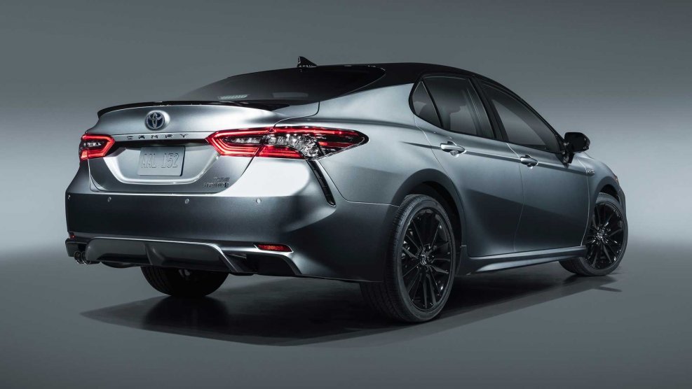 Toyota Camry XLE 2017