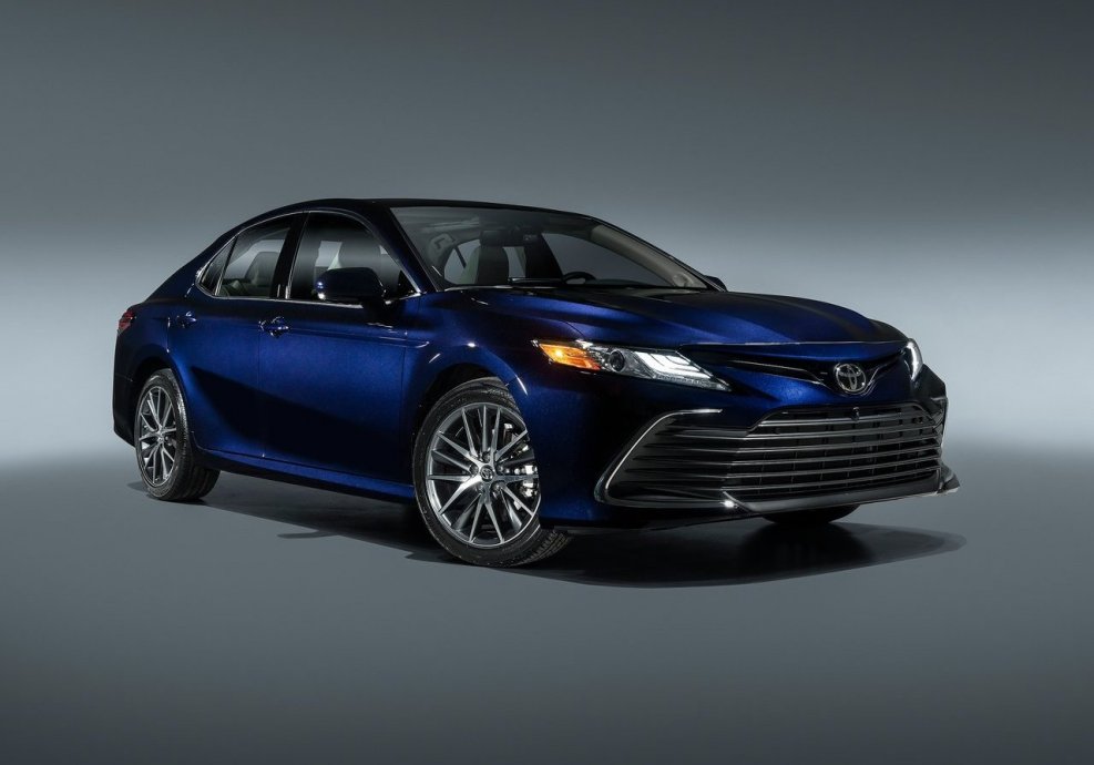 Toyota Camry 2015