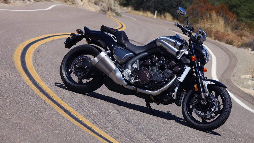 V Max 1700 2020