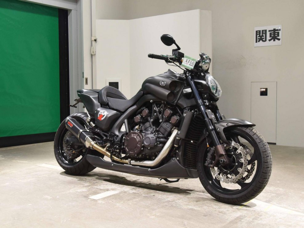 Yamaha v-Max 1800
