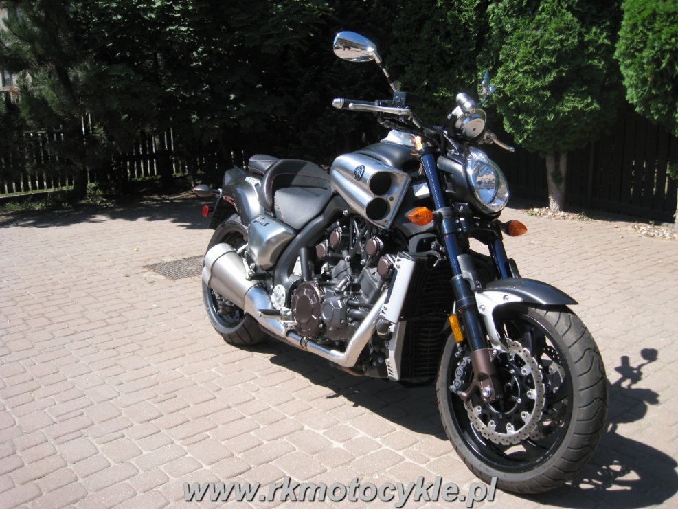 Ямаха Vmax 2021