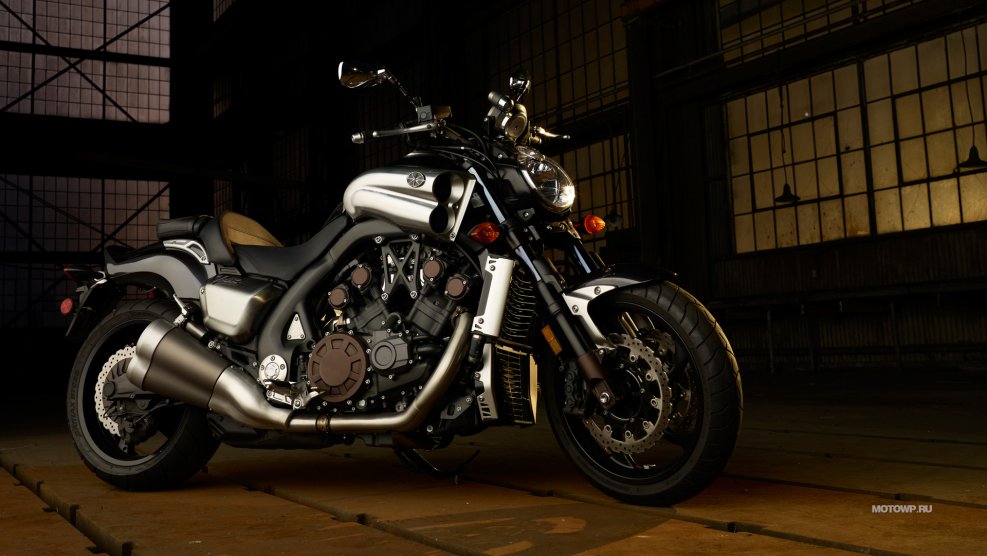 Yamaha v-Max 1800