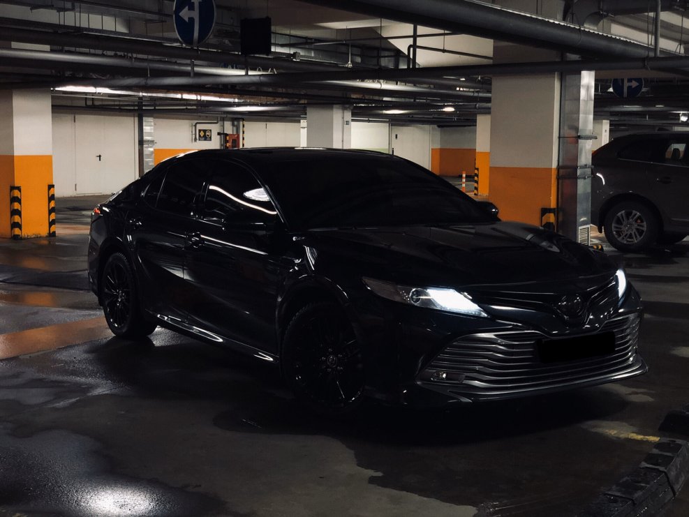 Toyota Camry xv70 черный бункер