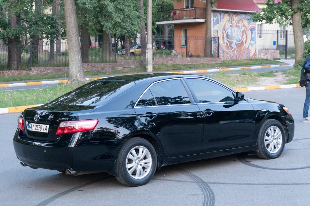 Toyota Camry 3