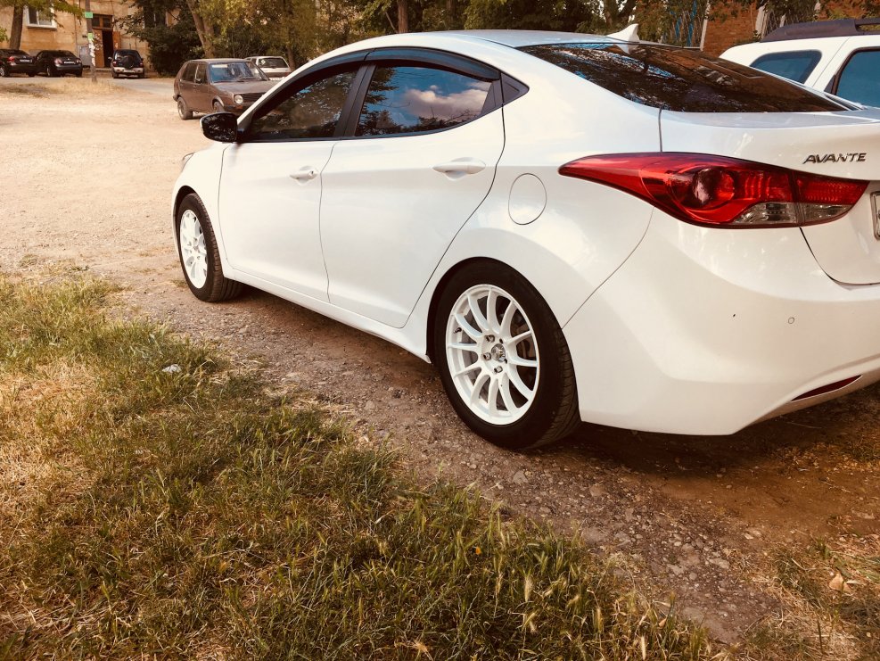 Hyundai Avante 6