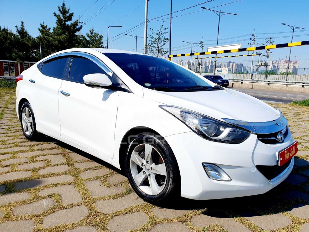 Hyundai Avante v