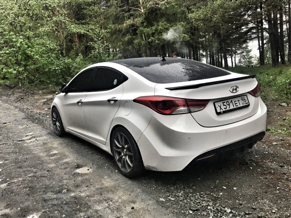 Hyundai Avante (6) 1.6