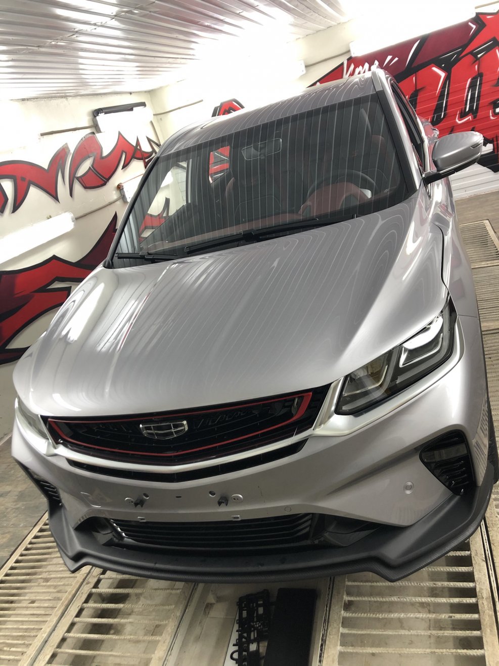 Geely Coolray r19