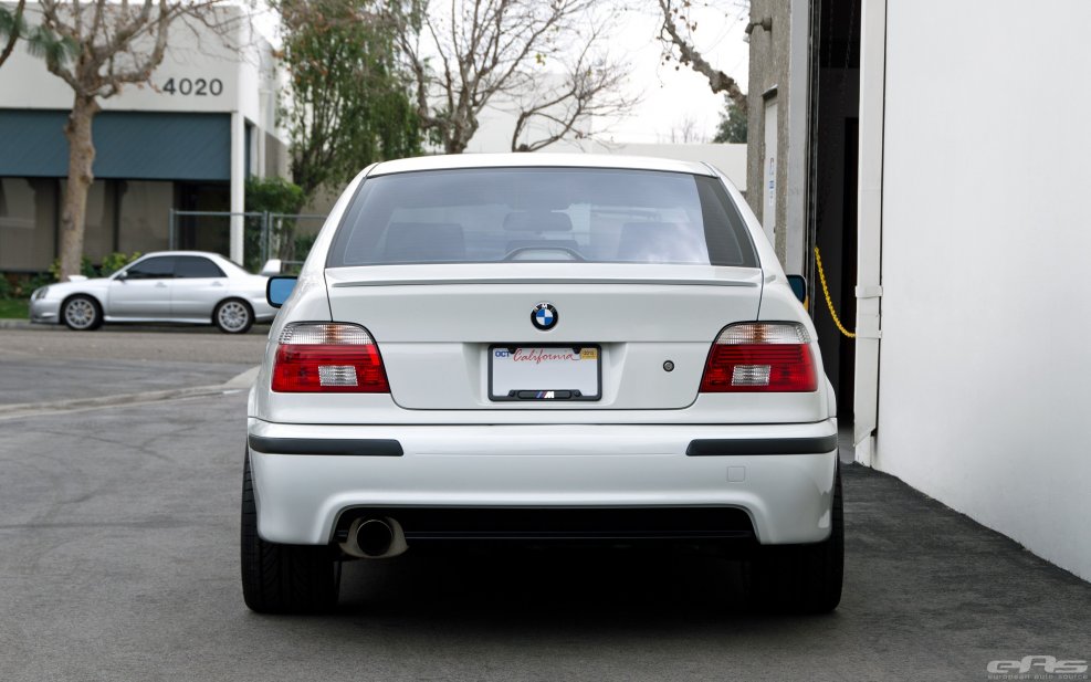 530 E39 White