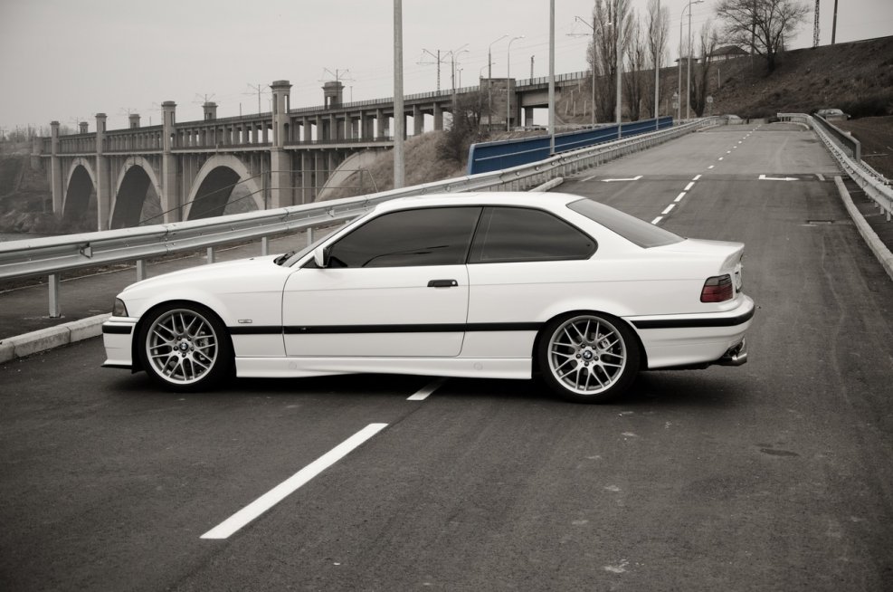 BMW 3 e36 White