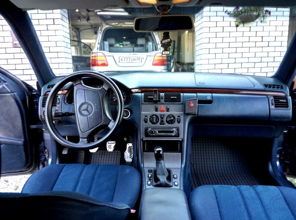Mercedes w210 салон Элеганс
