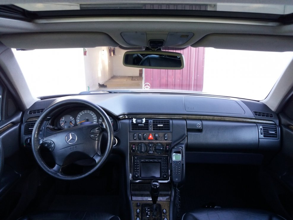 Mercedes e class w210 салон