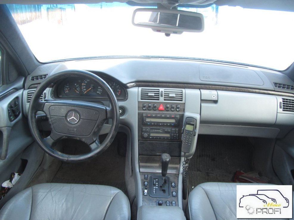 Mercedes-Benz w210 Рестайлинг салон