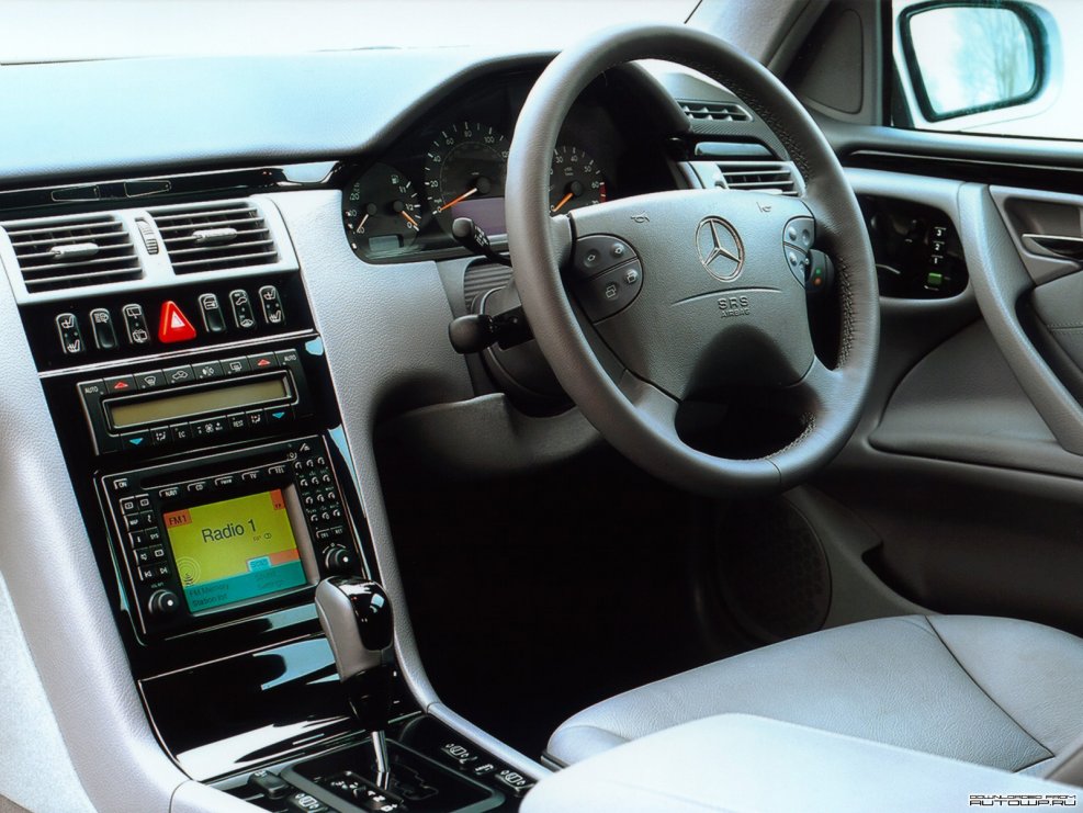 Mercedes Benz e class w210 салон