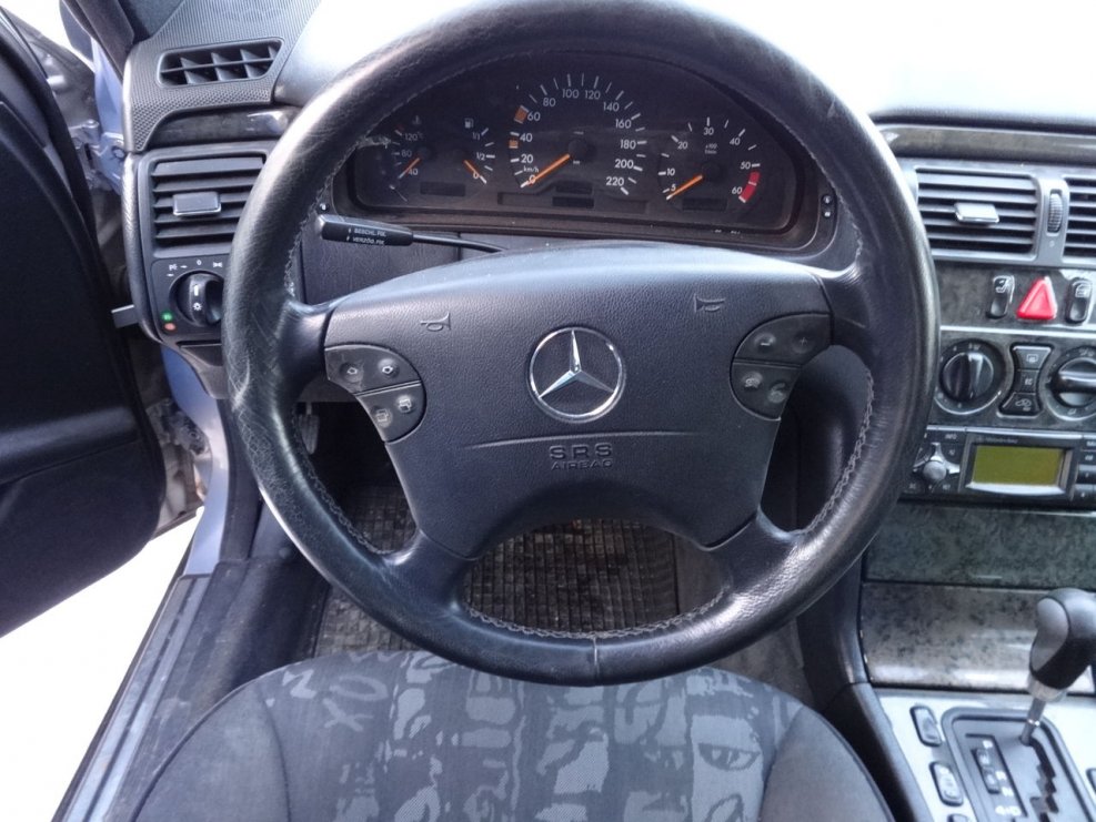 W210 AMG салон