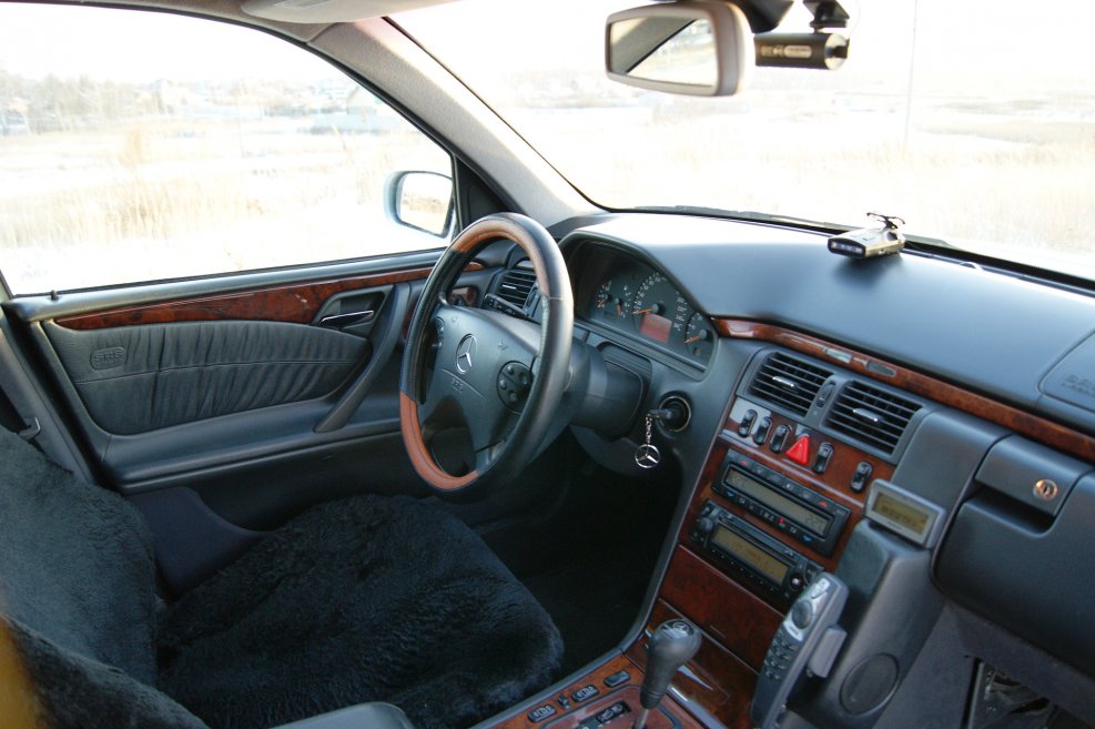 W210 AMG салон