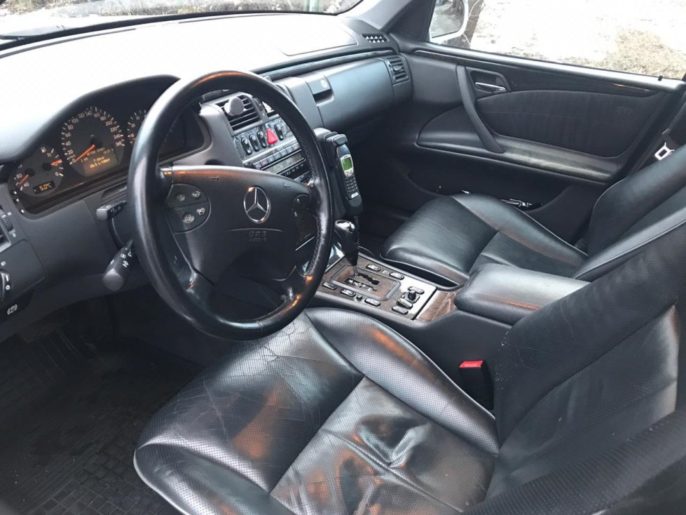 Салон e class w210 2001