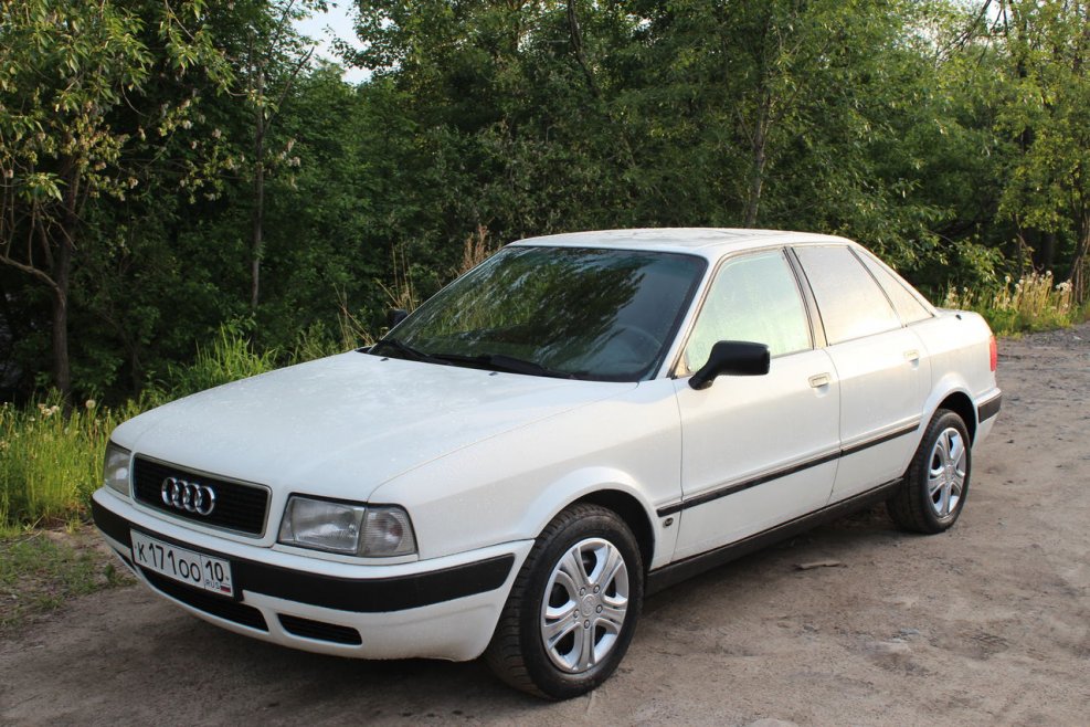 Audi 80 b4 белая