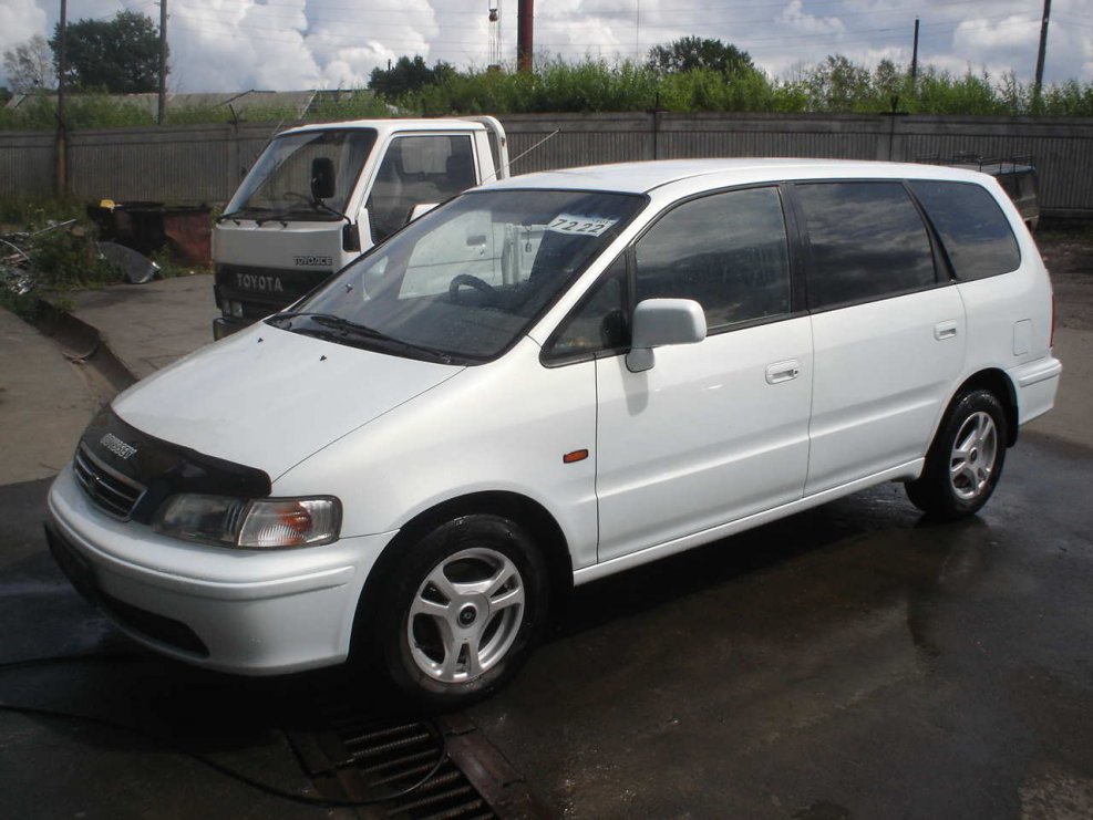 Honda Shuttle 1999 салон