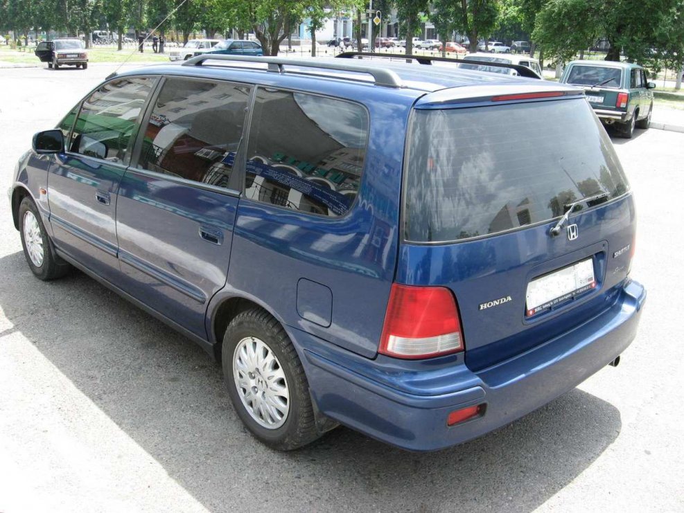 Хонда Шатл 1999 2.3 автомат