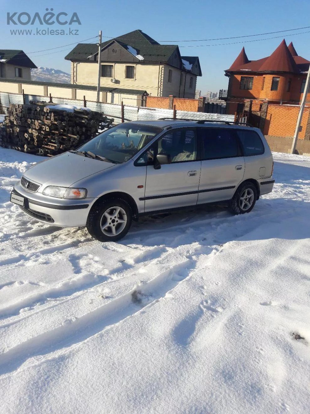 Фары Хонда шаттл 1999