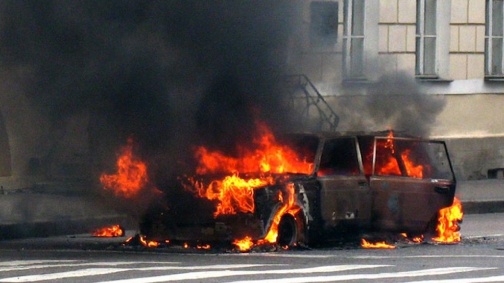 Фото взрыв автомобиля