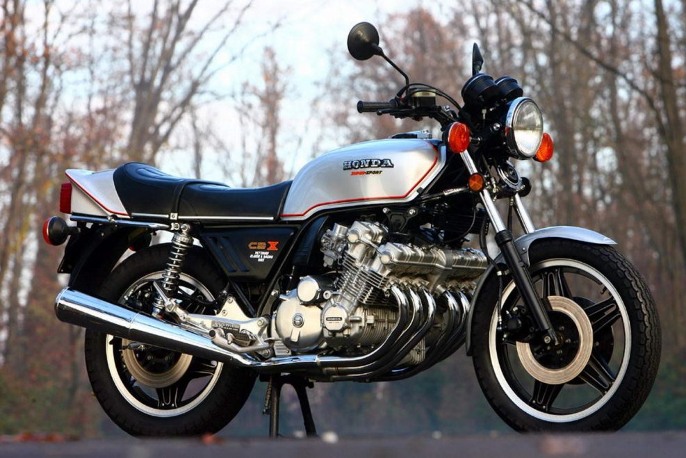Шестицилиндровая Honda CBX 1000