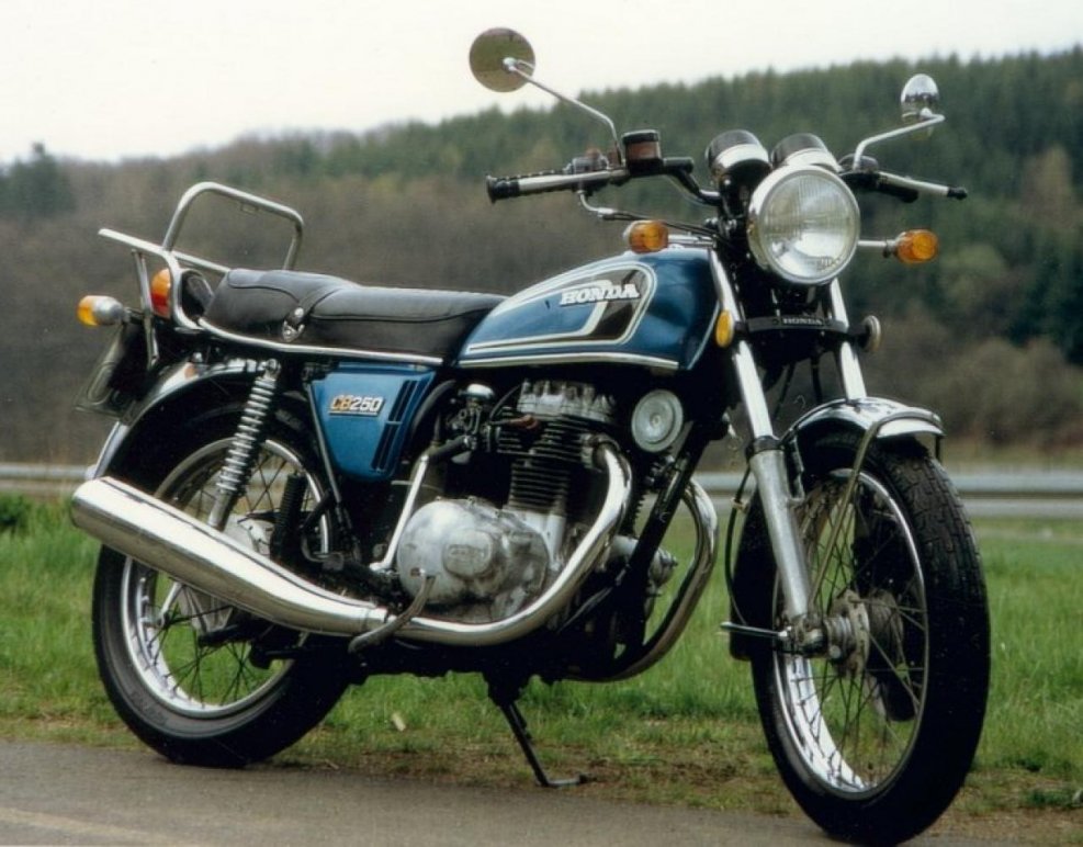 Мотоцикл Honda CB 70х 80х