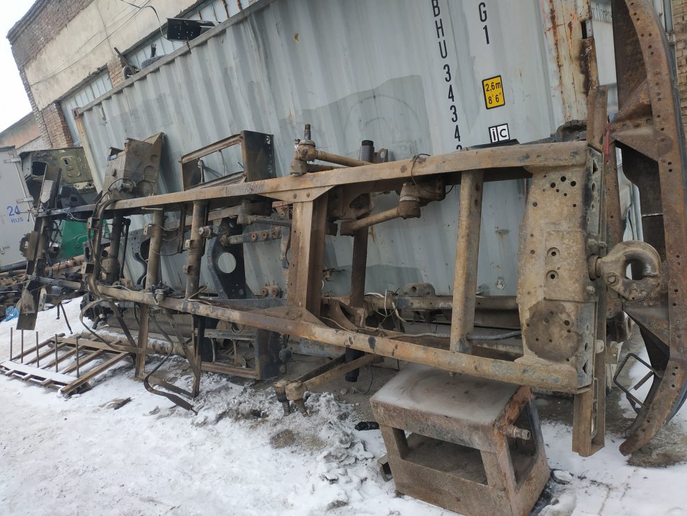 Урал 4320 без кузова рама