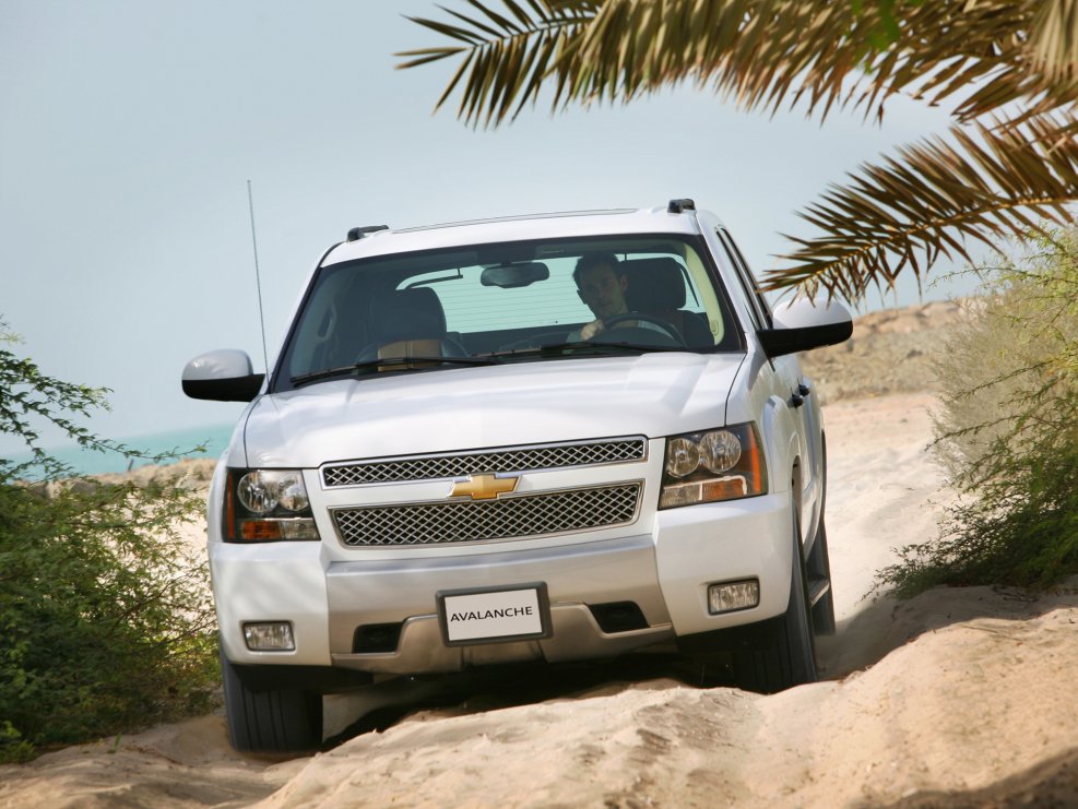 Chevrolet Avalanche Black