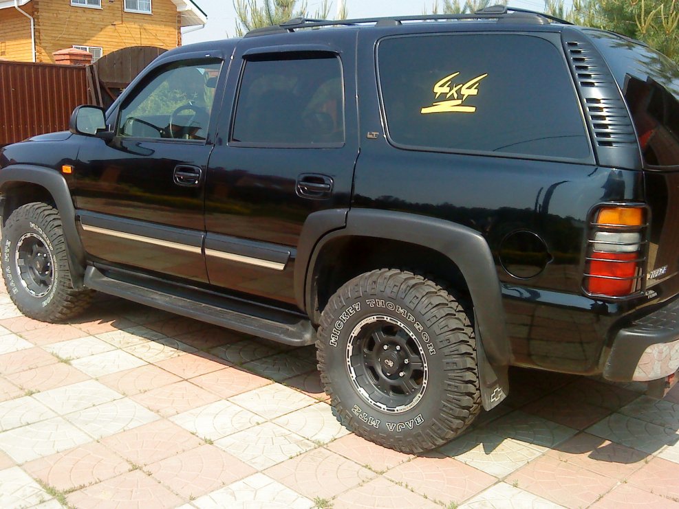 2001 Chevrolet Tahoe lt Black