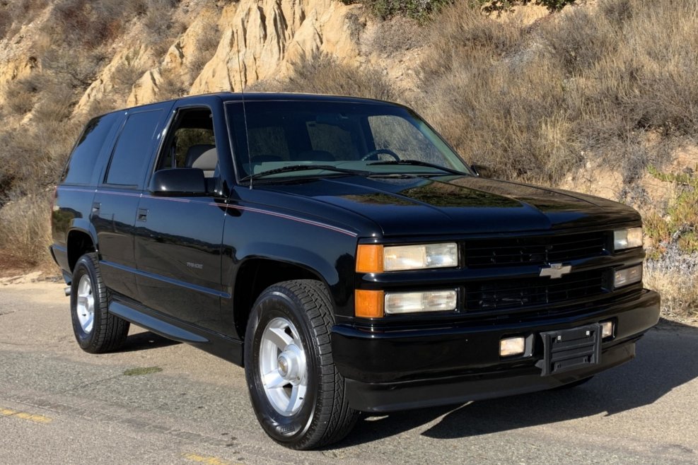 Chevrolet Tahoe 2