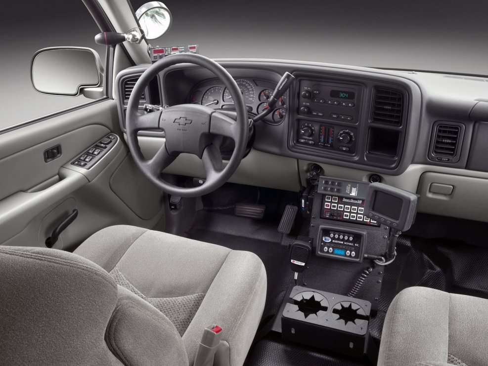 Chevrolet Tahoe 2