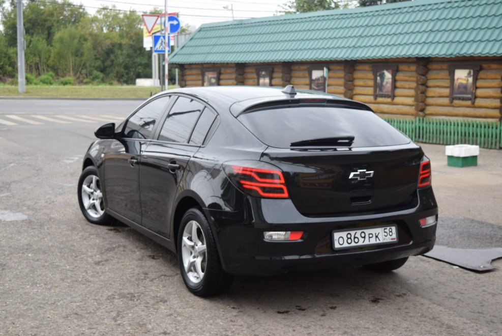 Chevrolet Cruze 2012 черный хэтчбек