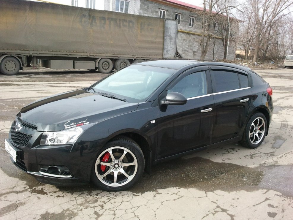 Chevrolet Cruze 2012 черный хэтчбек
