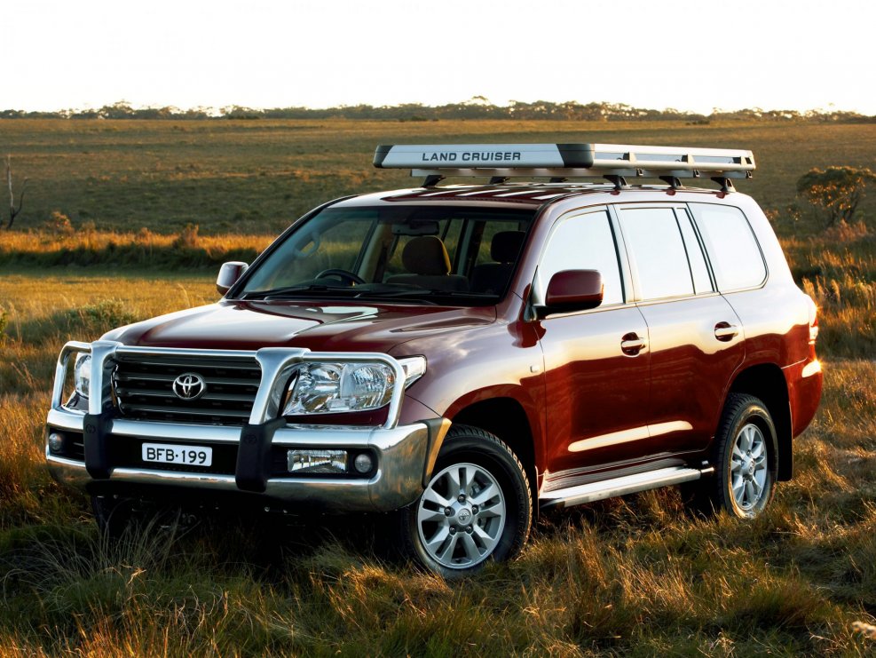 Toyota Land Cruiser v8