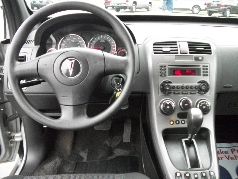 Pontiac Vibe 2003 салон