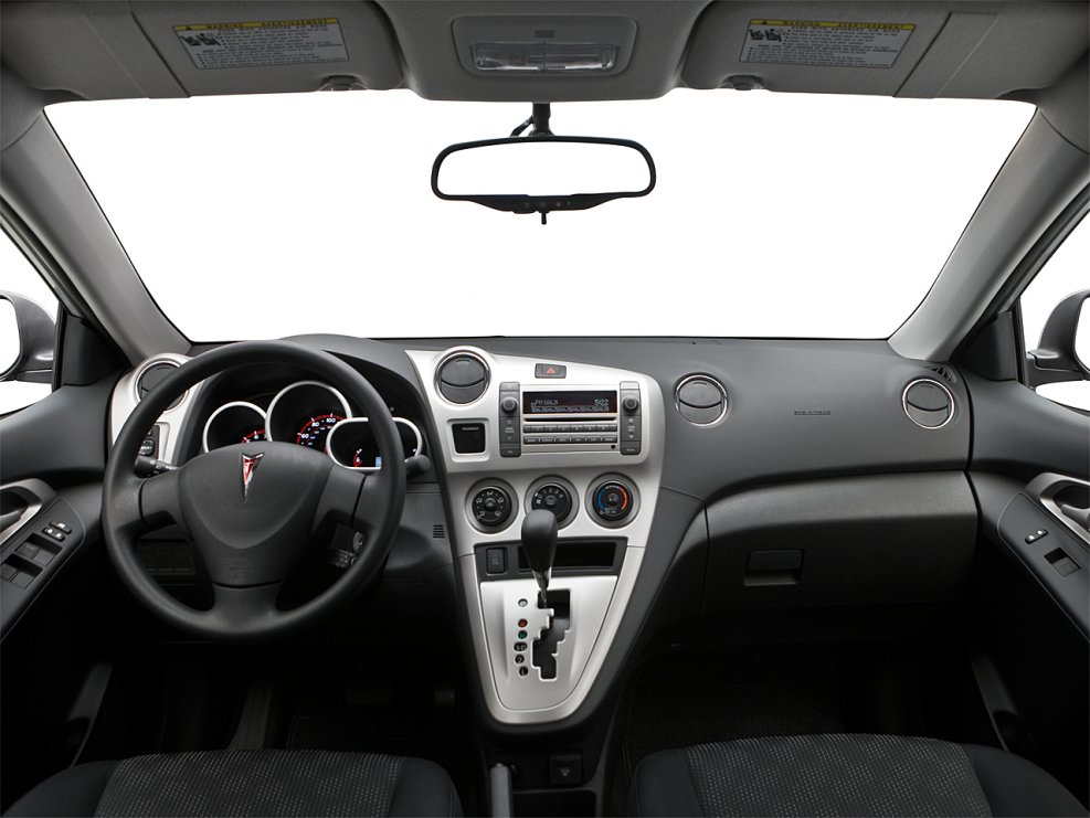 Pontiac Vibe 2003 салон