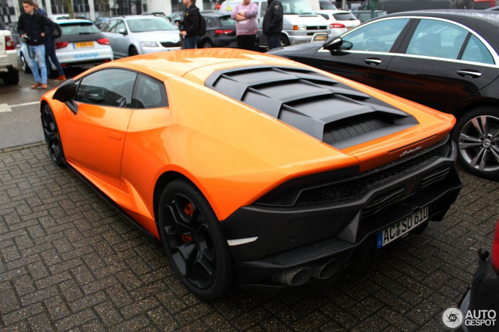 Lamborghini Huracan Performance 2020 оранжевый