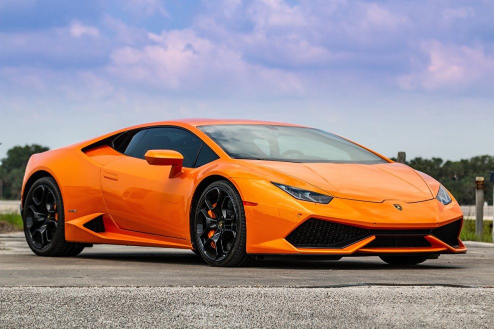 Lamborghini Huracán оранжевая