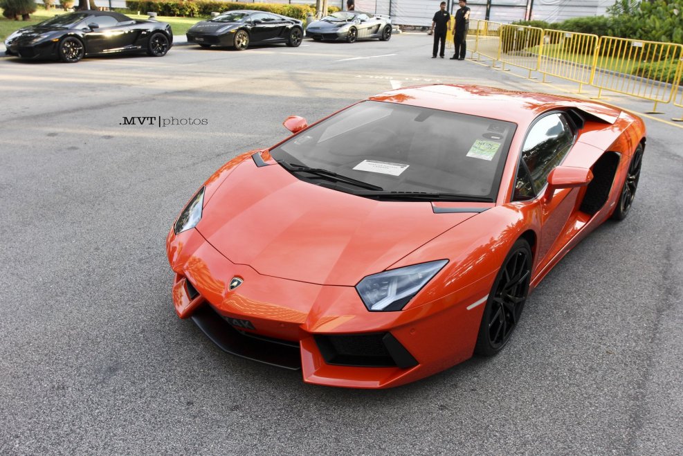 Lamborghini Aventador lp700 Orange