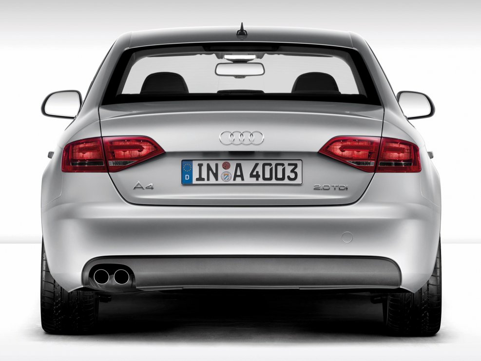 Audi a4 b8 сзади