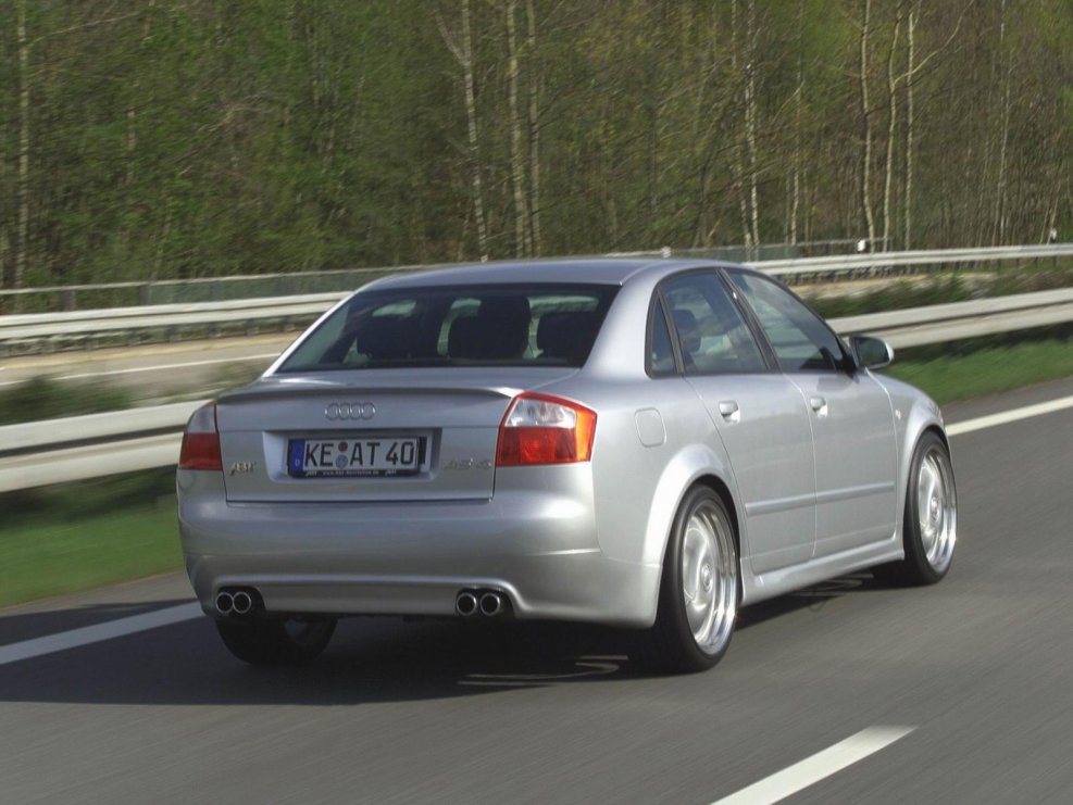 Audi a4 b6 сзади